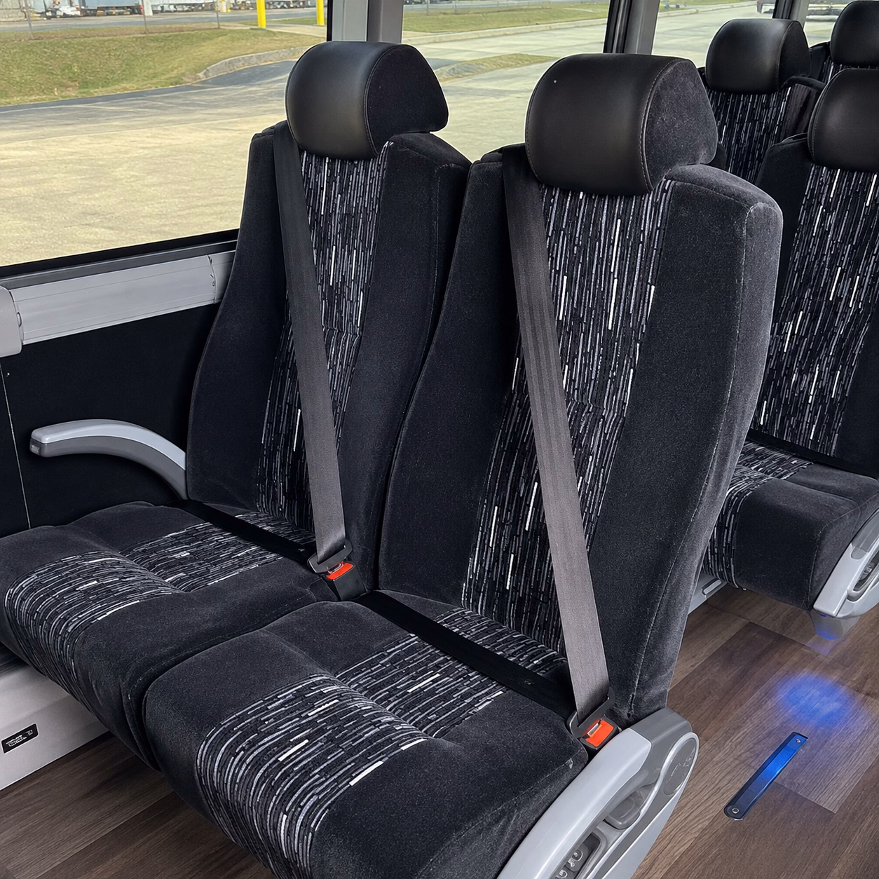 compare bus rental pricing in yakima online upfront and in minutes