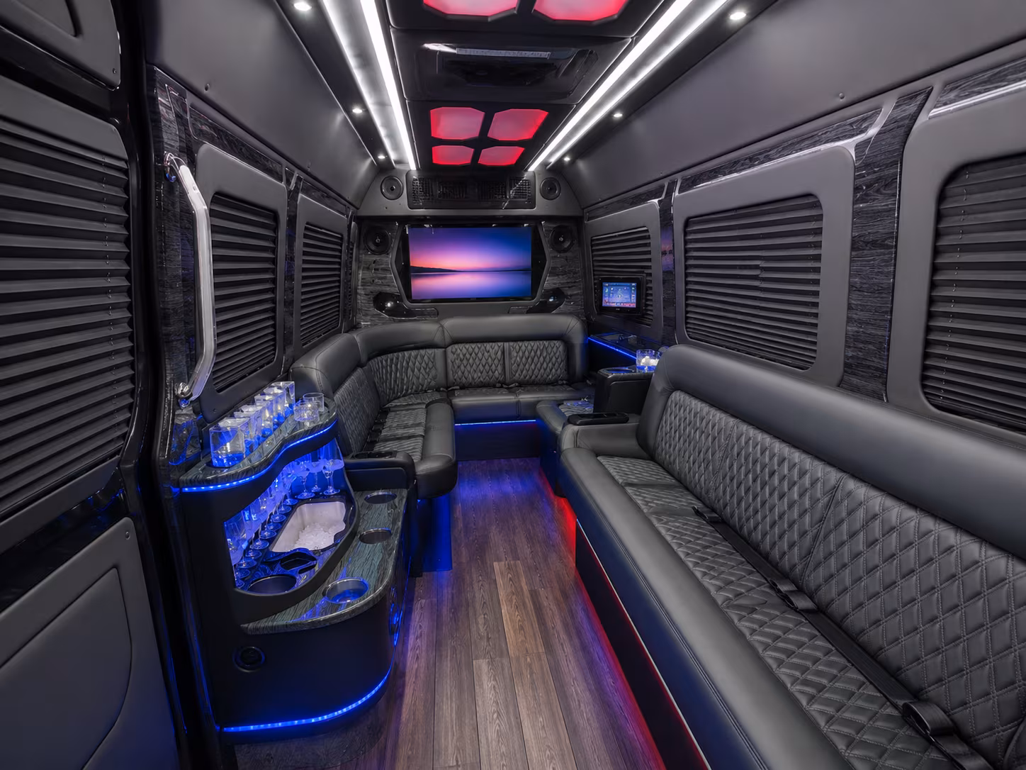 corporate event shuttles to the yakima convention center and sundome